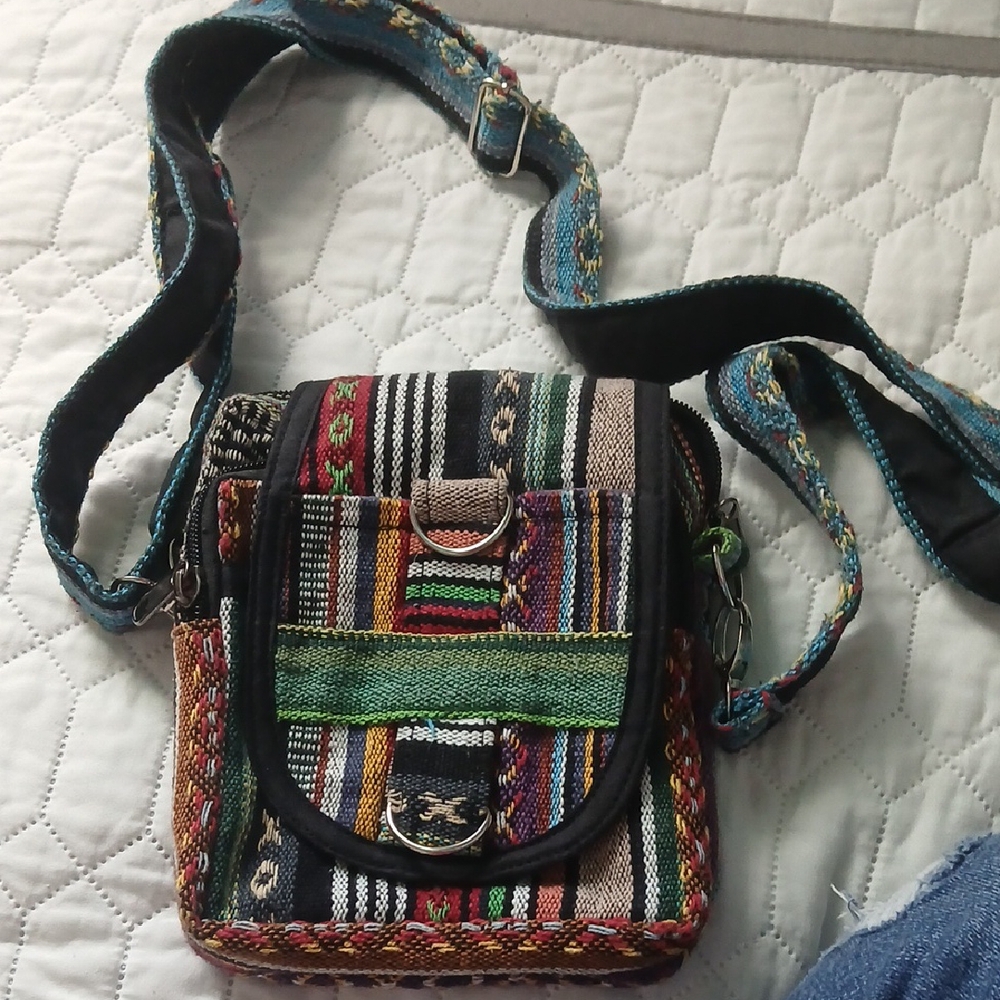 Black and Green Geometric Crossbody Bag